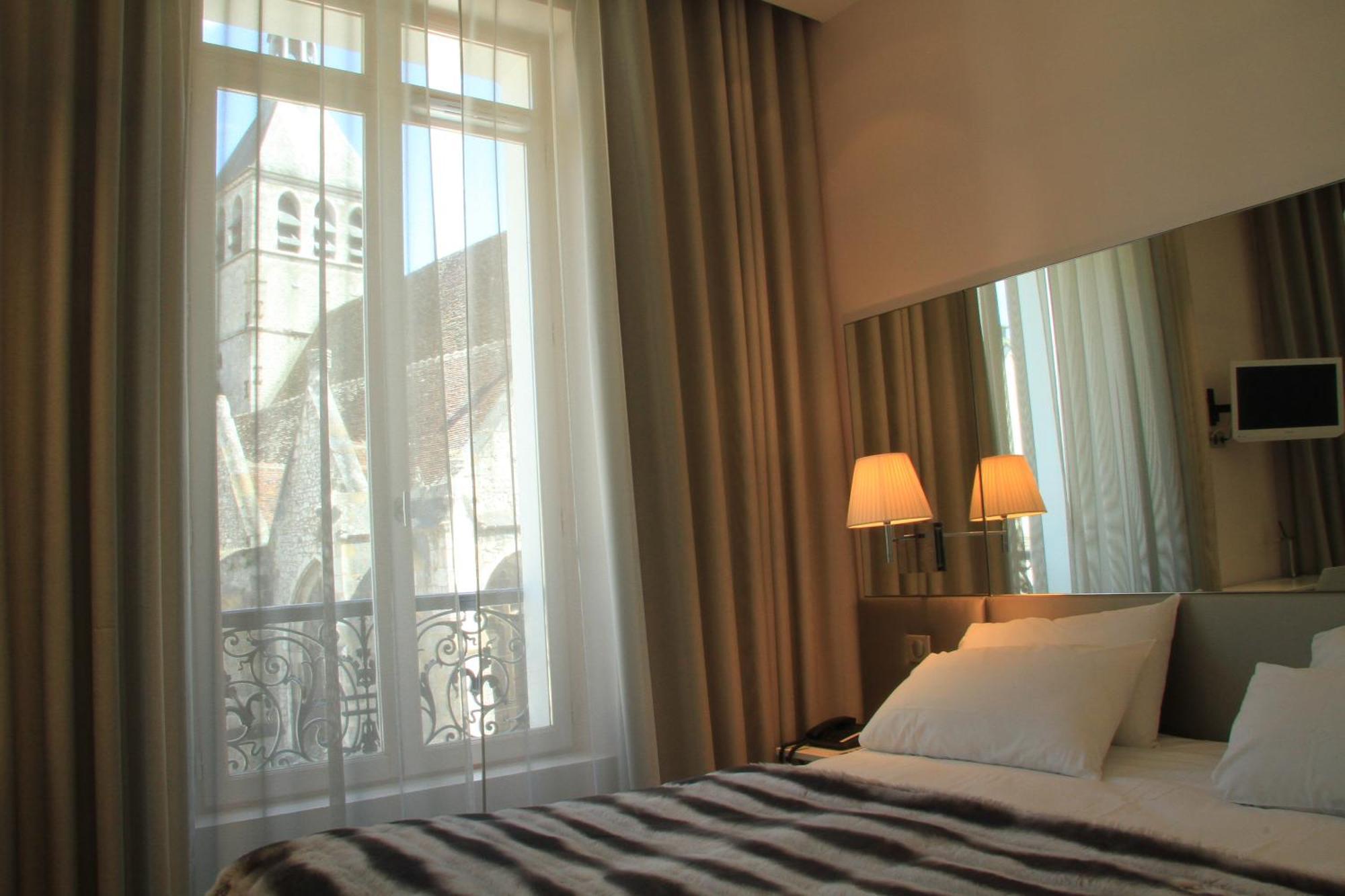 Le Cesar Hotel Провен Экстерьер фото